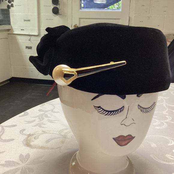 ART DECO. VELVET HAT. MUST SEE. USA MADE - Picture 10 of 10